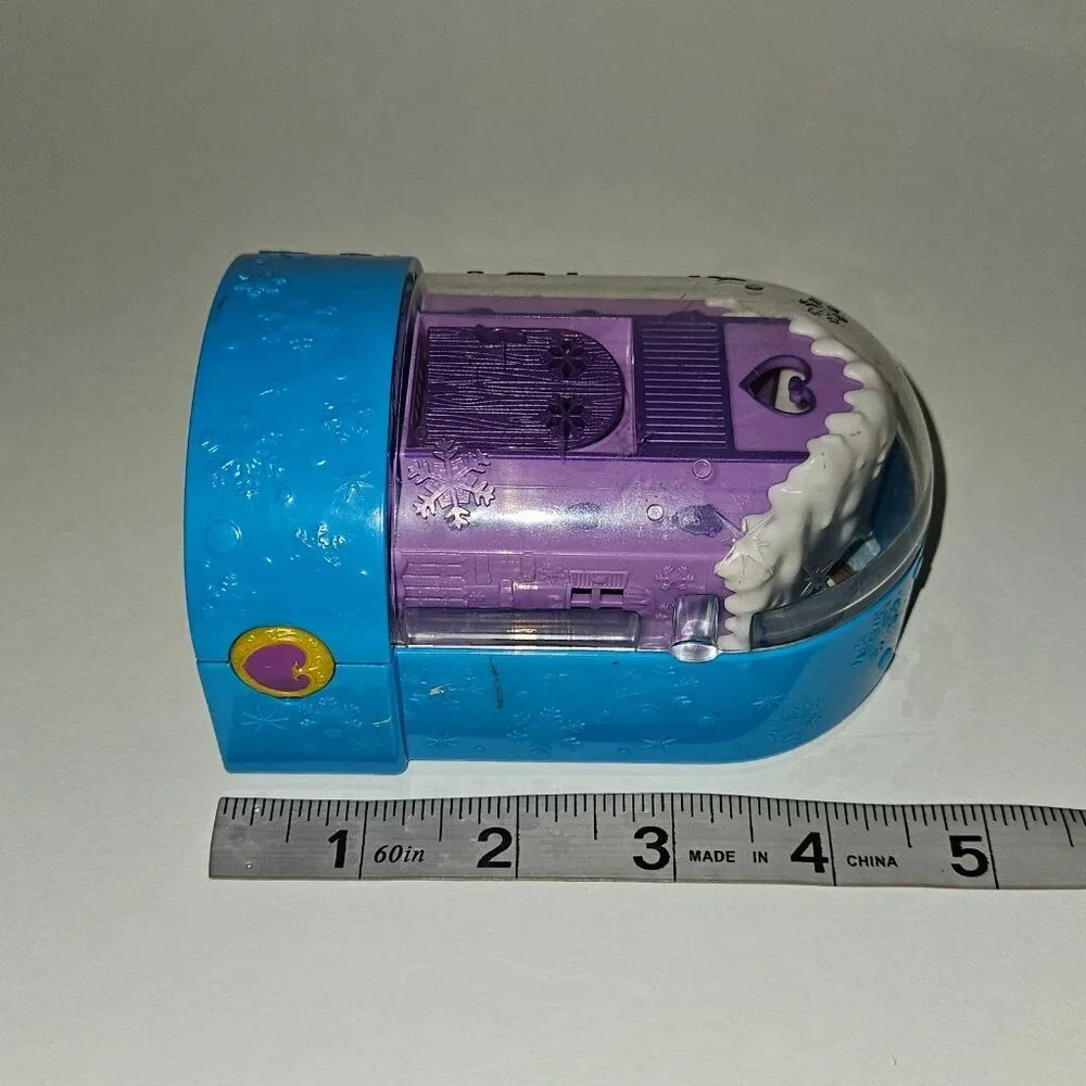 Polly Pocket Snowball Surprise Compact Cabin Dolls Sled Board Mattel 2017 READ